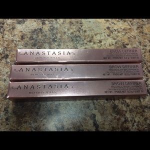 Anastasia brow pencil